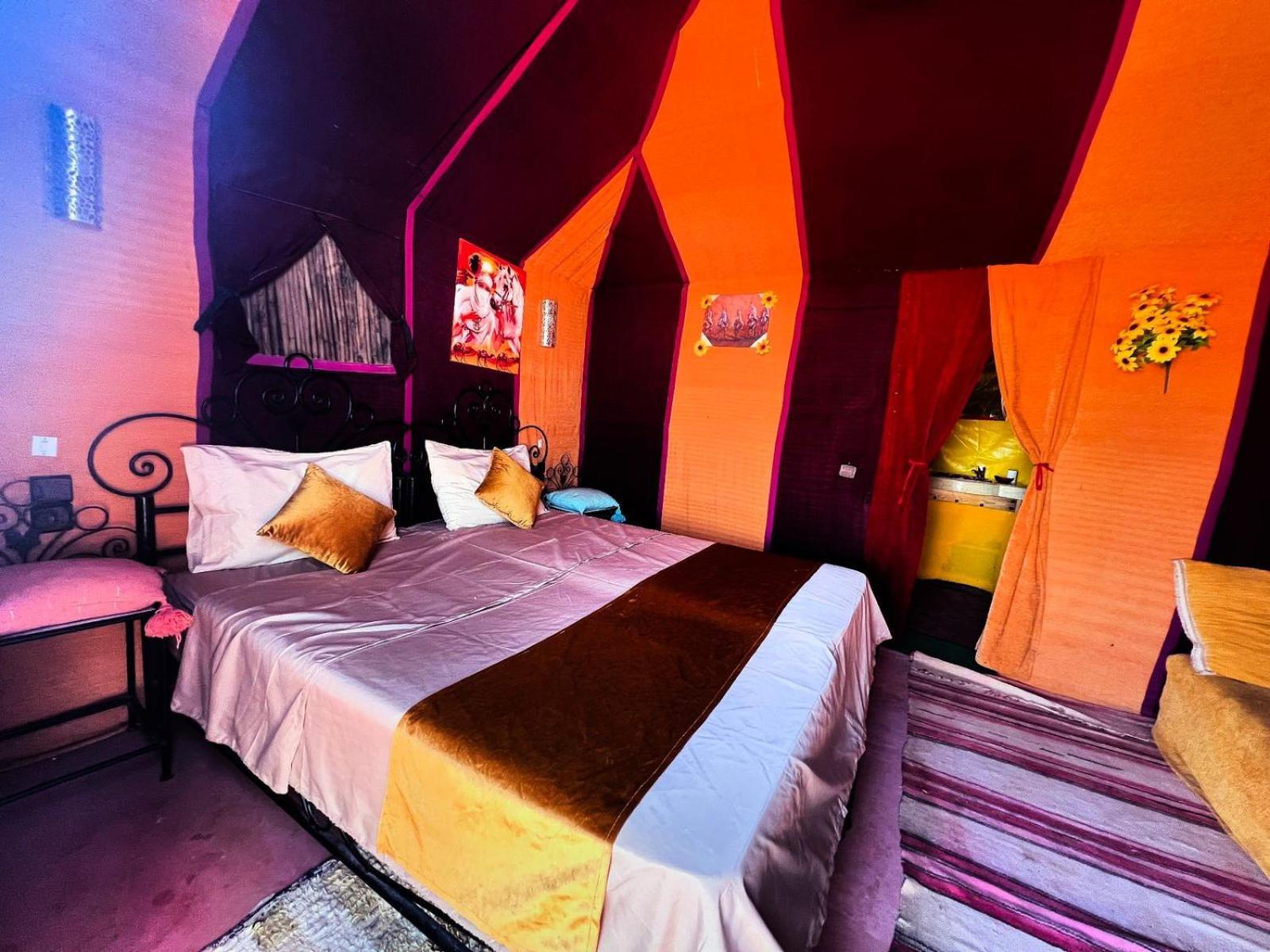 Desert Camp Camel & Sandboarding Мерзуга Экстерьер фото