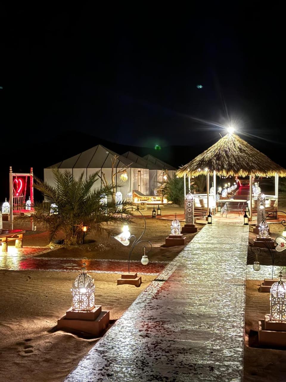 Desert Camp Camel & Sandboarding Мерзуга Экстерьер фото